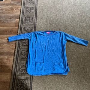 Lilly Pulitzer light tunic sweater top